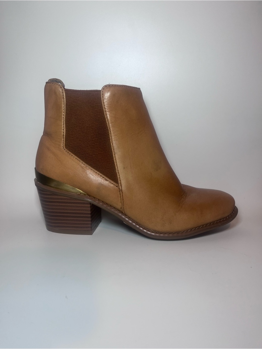 INC International Concepts Rickie Booties Tan Leather Chelsea Ankle Boots 7.5M